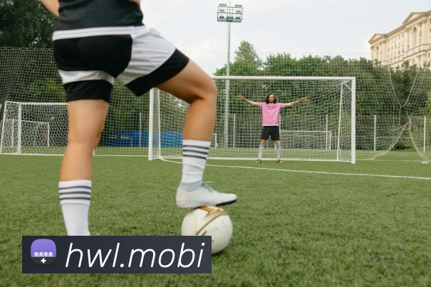 人人体育直播 - 足球直播，低调看NBA直播，西甲直播，欧洲杯直播APP 体育赛事宣传图